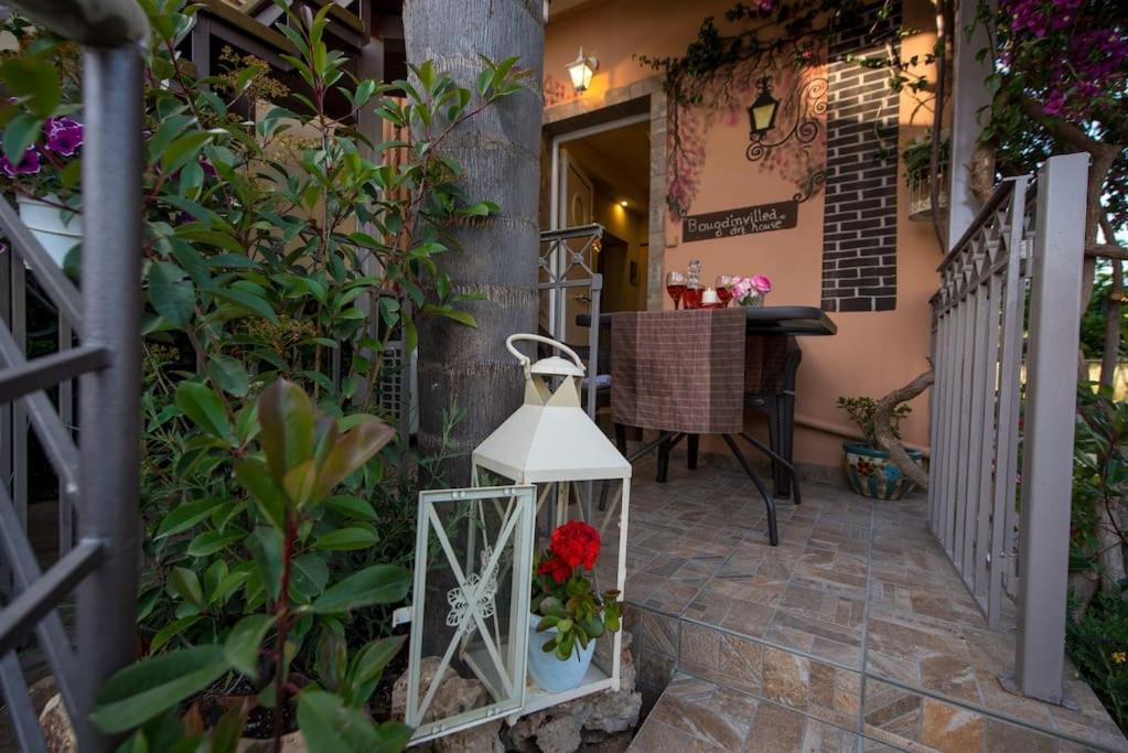 Bougainvillea House 1 Каламата Экстерьер фото