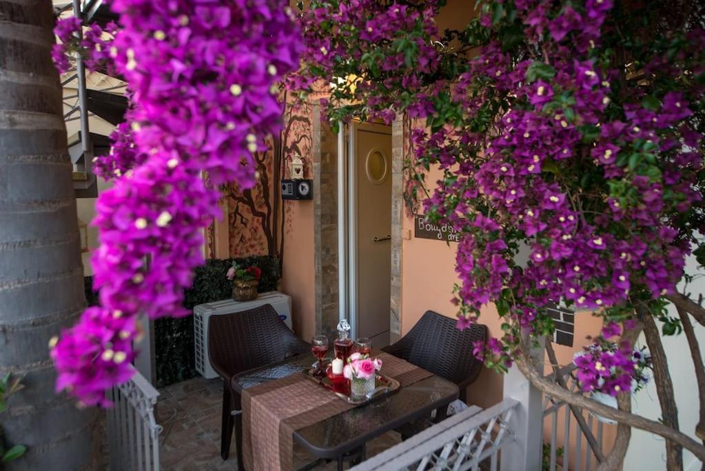 Bougainvillea House 1 Каламата Экстерьер фото